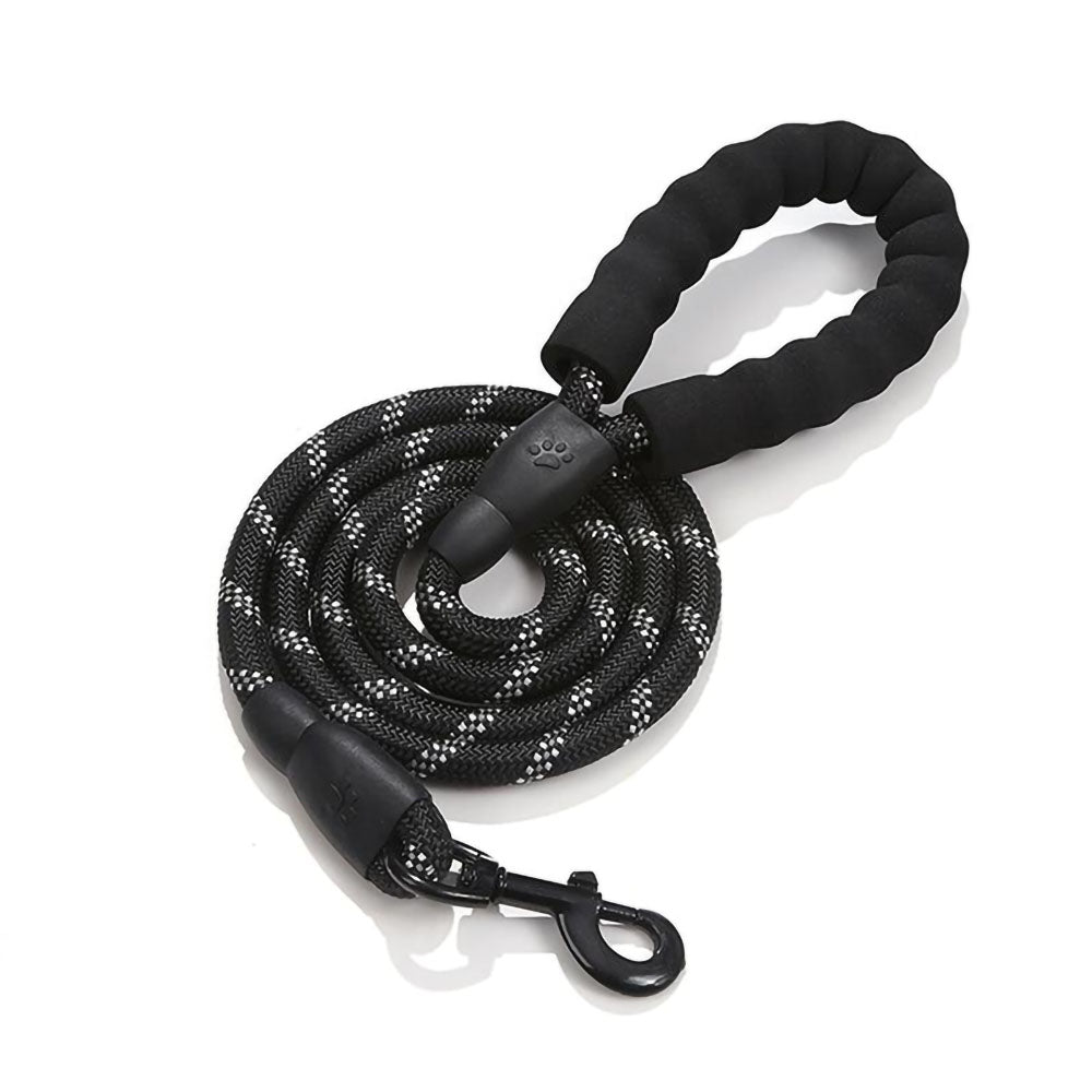Blackwhite Easy Grip™ - Ergonomic Dog Leash on a white background. 